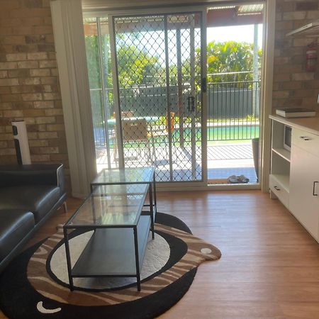 Spacious Studio Unit Rochedale South Luaran gambar