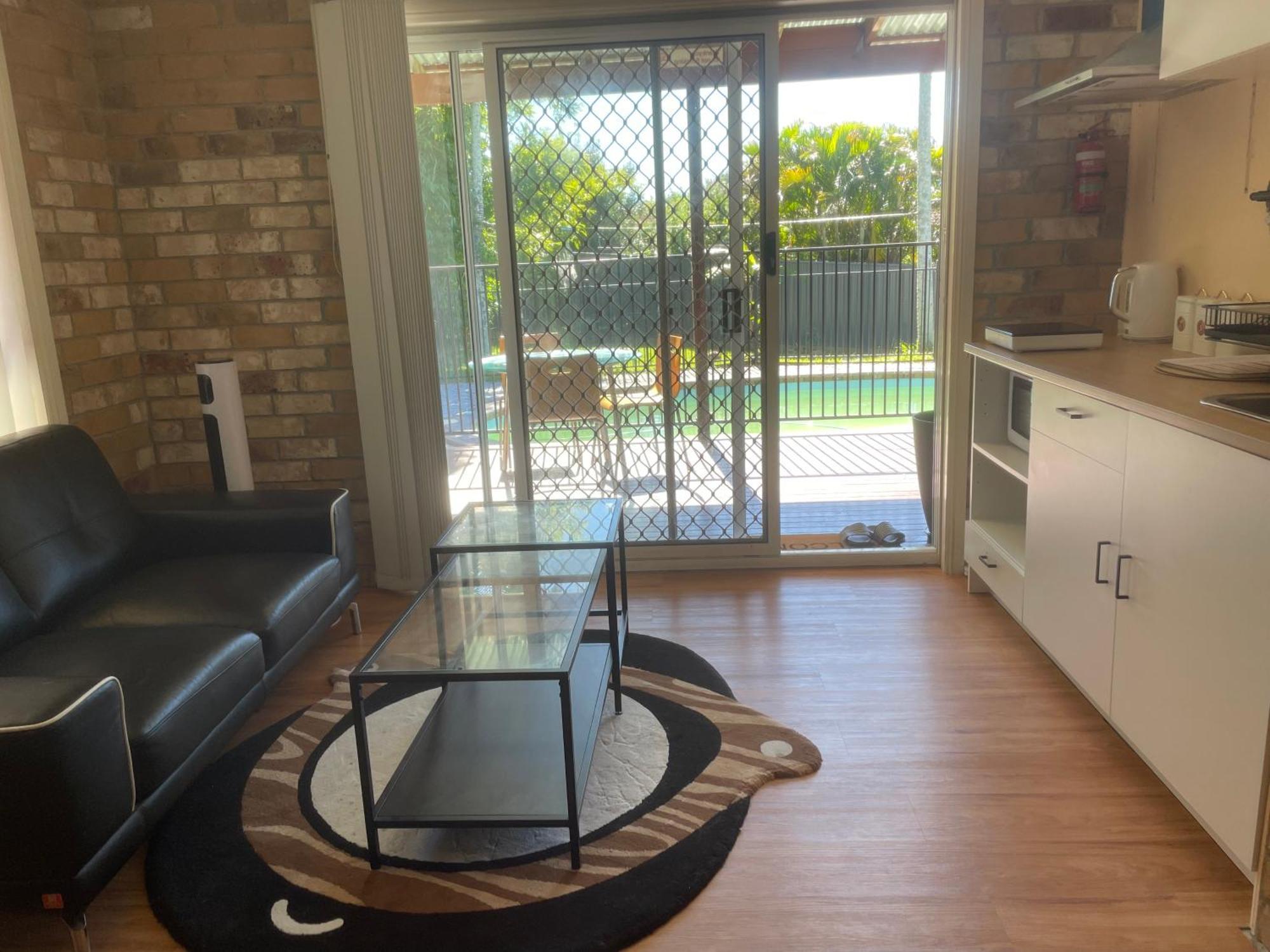 Spacious Studio Unit Rochedale South Luaran gambar