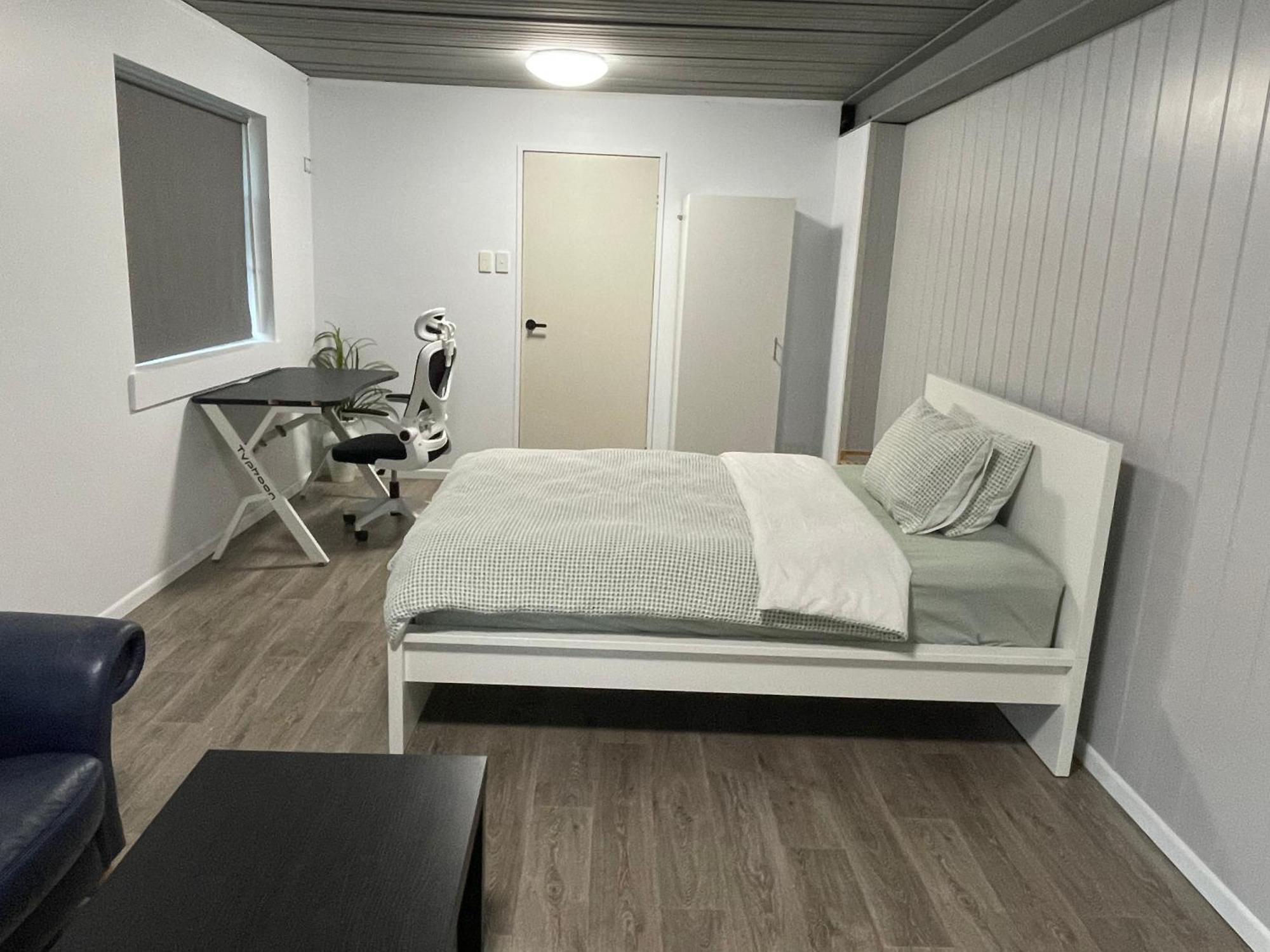 Spacious Studio Unit Rochedale South Luaran gambar